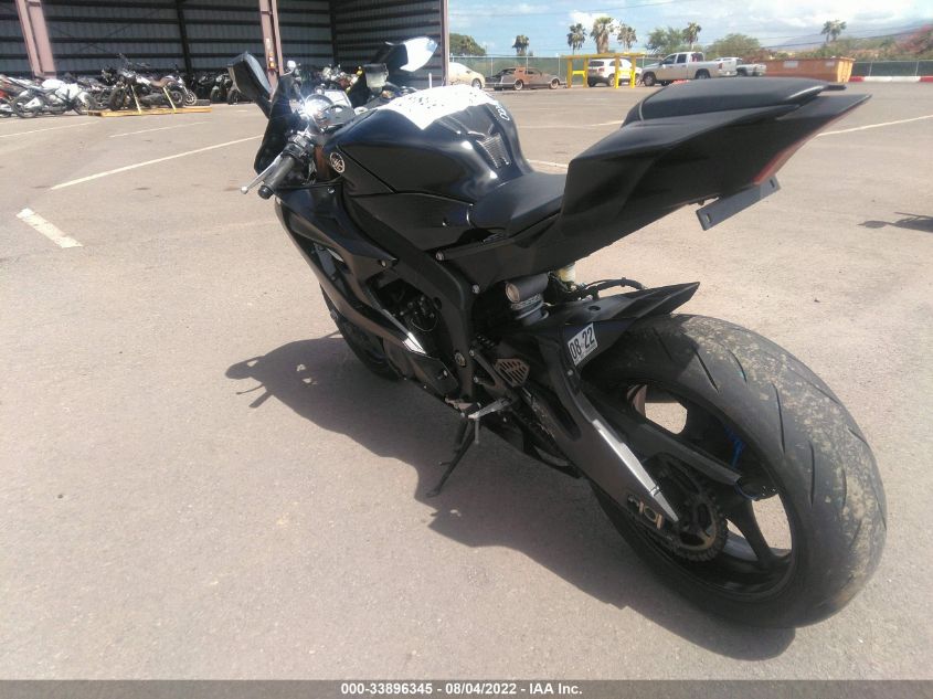 2017 YAMAHA YZFR6 C JYARJ28Y4HA000238