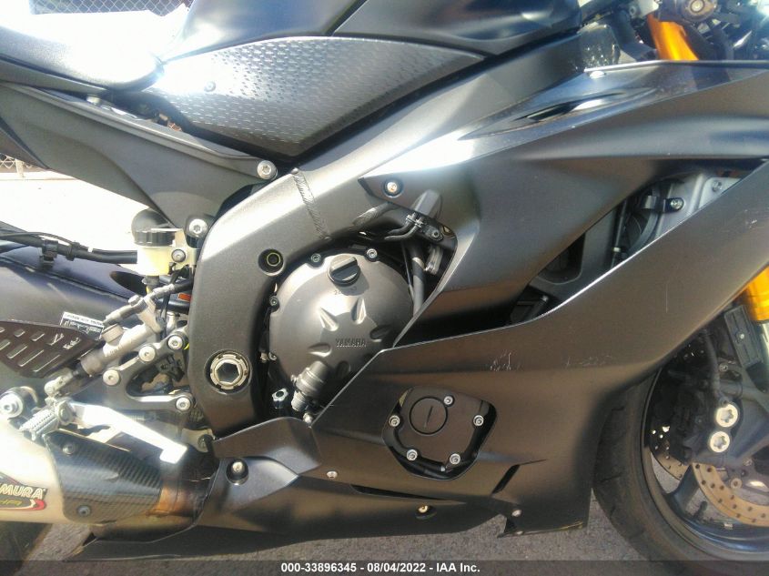 2017 YAMAHA YZFR6 C JYARJ28Y4HA000238