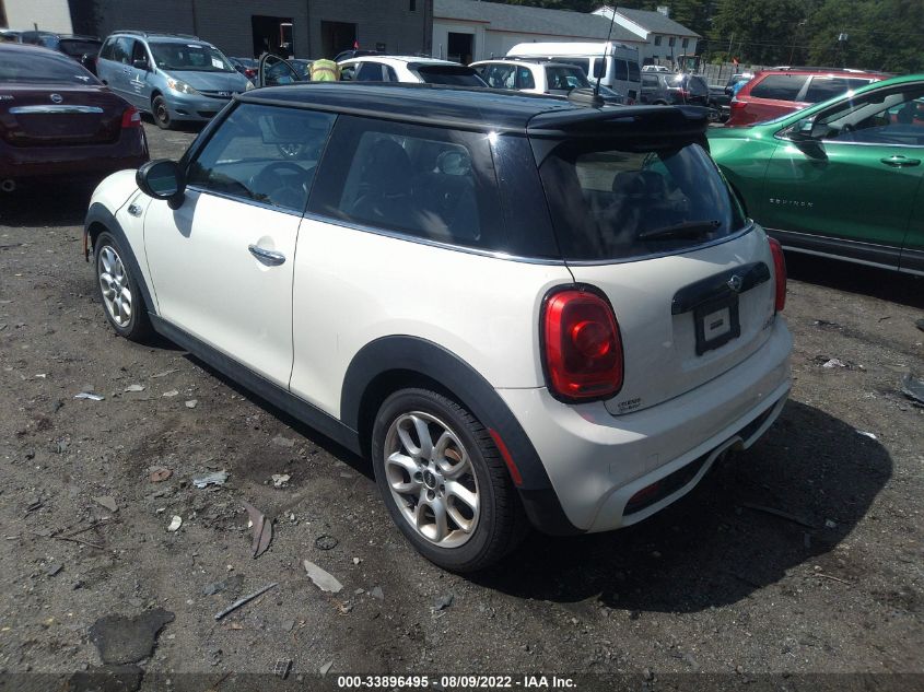 2015 MINI COOPER HARDTOP S WMWXP7C5XF2A58415