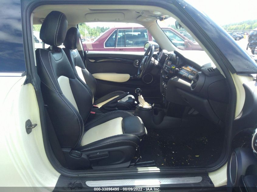 2015 MINI COOPER HARDTOP S WMWXP7C5XF2A58415