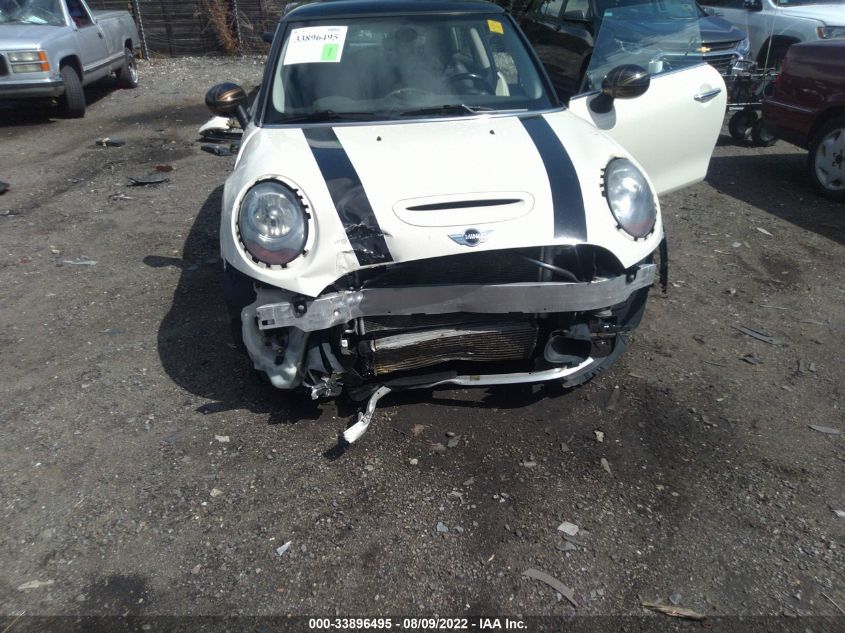 2015 MINI COOPER HARDTOP S WMWXP7C5XF2A58415