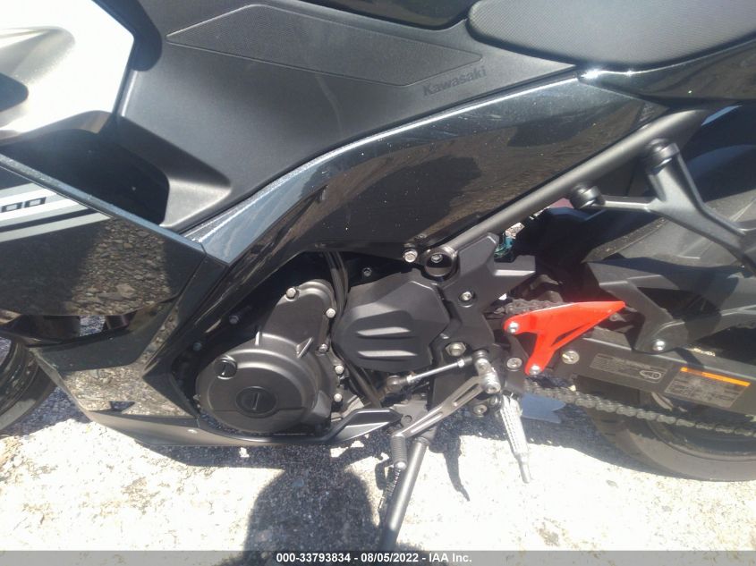 2022 KAWASAKI EX400 JKAEXKH15NDAH5649