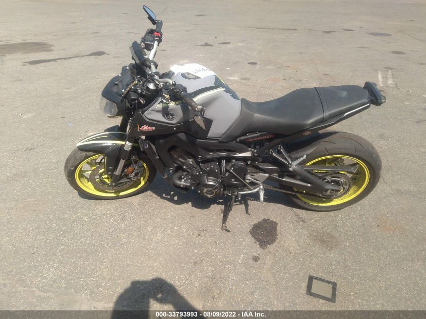 2016 YAMAHA FZ09 JYARN33E6GA011330