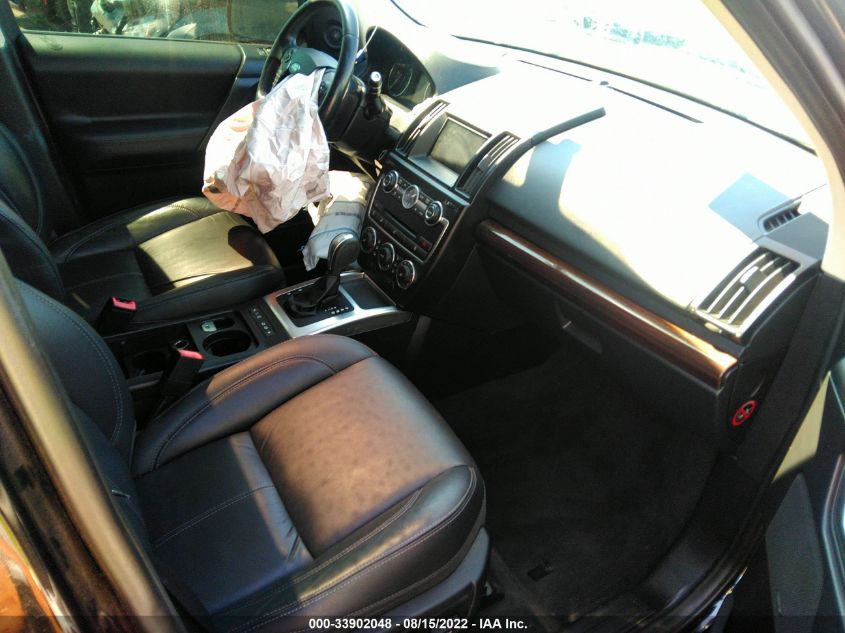 2014 LAND ROVER LR2 HSE LUX SALFT2BG4EH390190