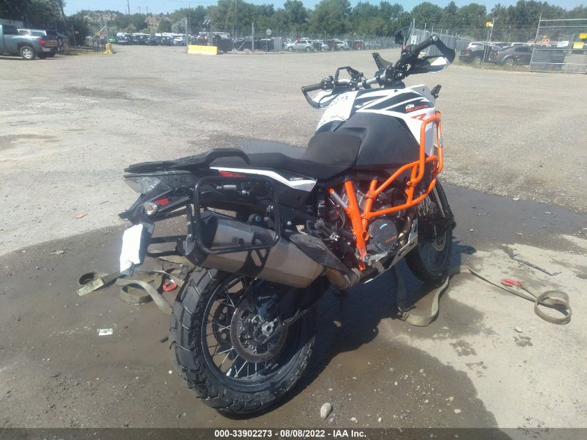 2017 KTM 1090 ADVENTURE R VBKV49402HM975661