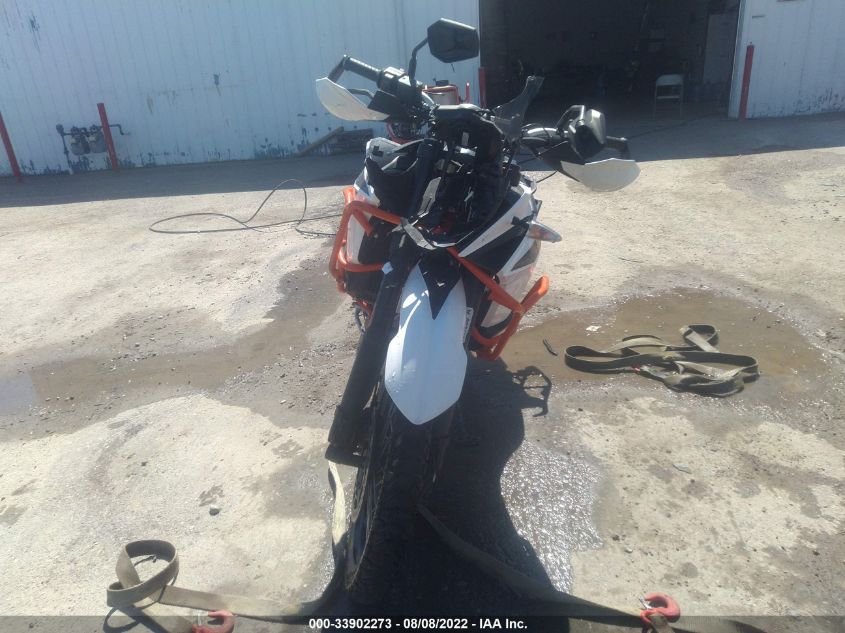 2017 KTM 1090 ADVENTURE R VBKV49402HM975661