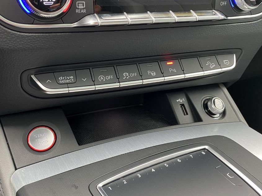 2019 AUDI SQ5 PRESTIGE WA1C4AFY0K2139342
