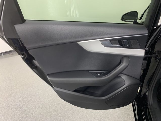 2019 AUDI A4 SEDAN KOMFORT WAUANAF40KN013193