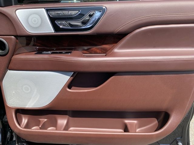 2020 LINCOLN NAVIGATOR L BLACK LABEL 5LMJJ3TT3LEL10202
