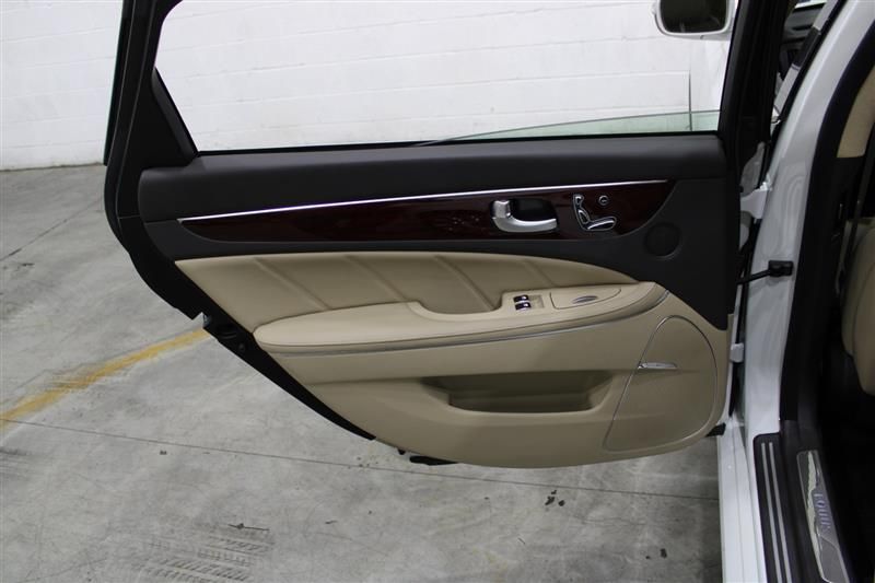 2013 HYUNDAI EQUUS SIGNATURE KMHGH4JH7DU071970