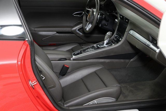 2019 PORSCHE 911 CARRERA WP0AA2A94KS103844