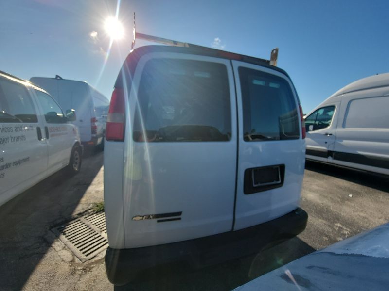 2013 CHEVROLET EXPRESS CARGO VAN 1GCSHAF41D1156078