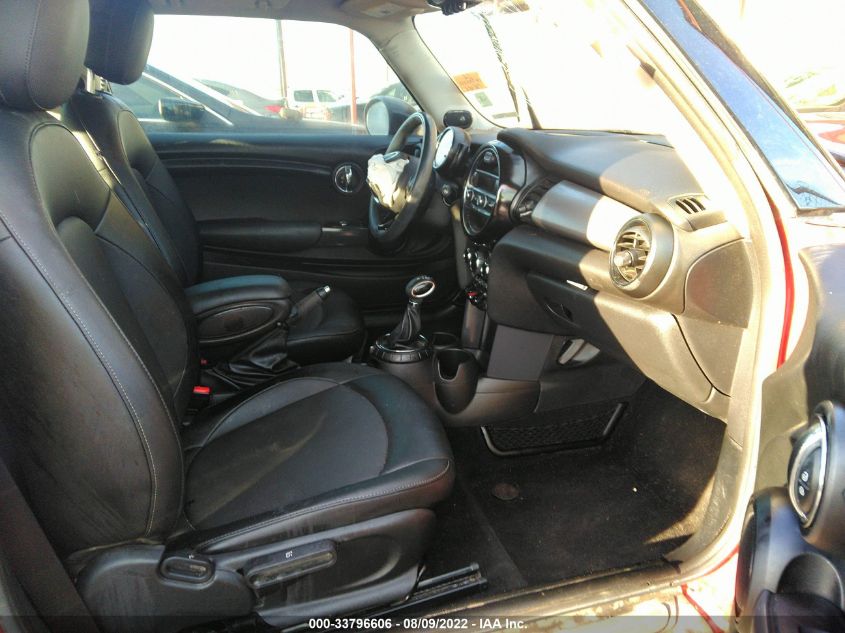 2015 MINI COOPER HARDTOP WMWXM5C52FT940697