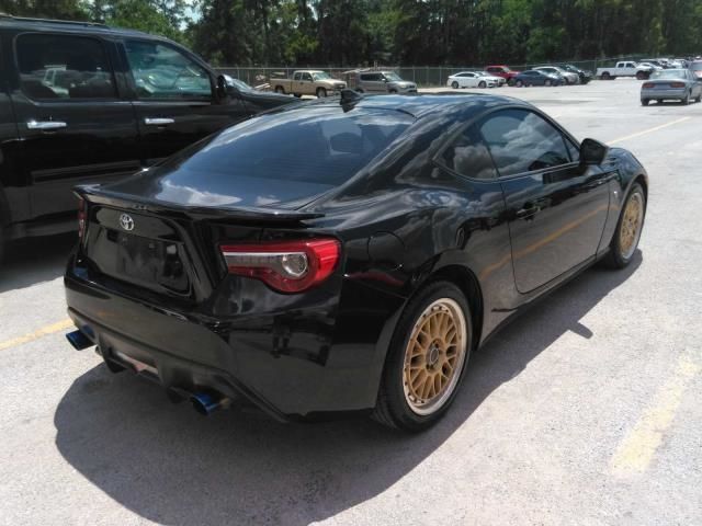 2017 TOYOTA 86 JF1ZNAA14H8705151
