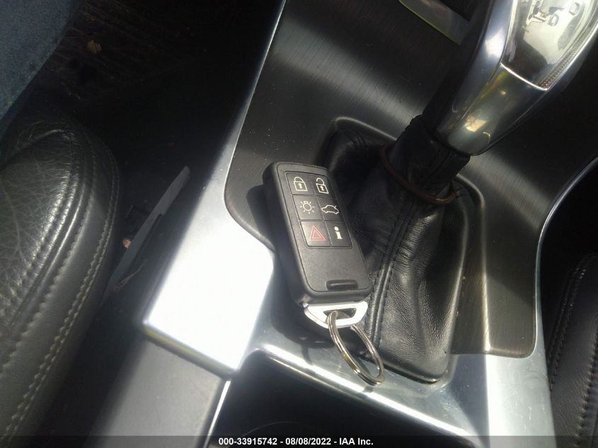 2013 VOLVO S60 T5 YV1612FH2D2210040