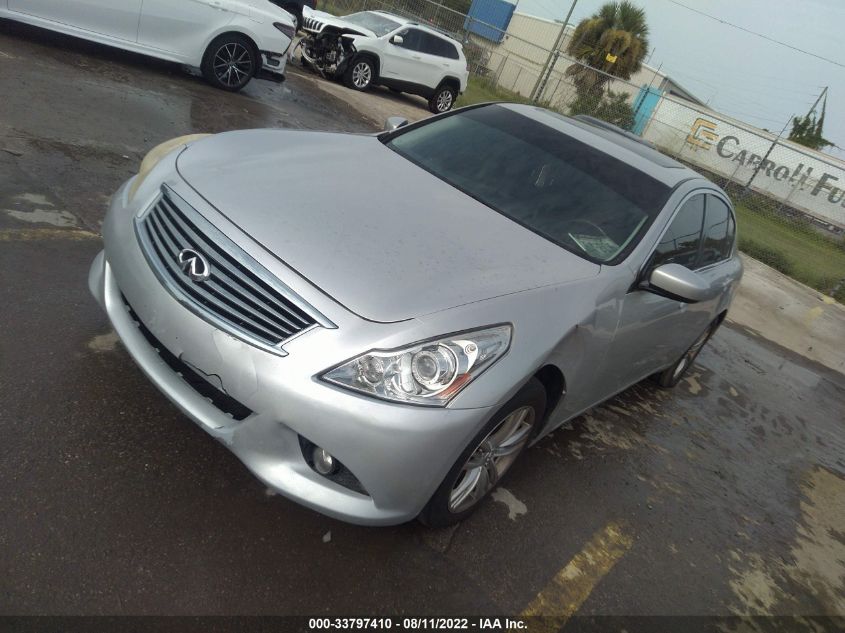 2015 INFINITI Q40 JN1CV6AR8FM520157