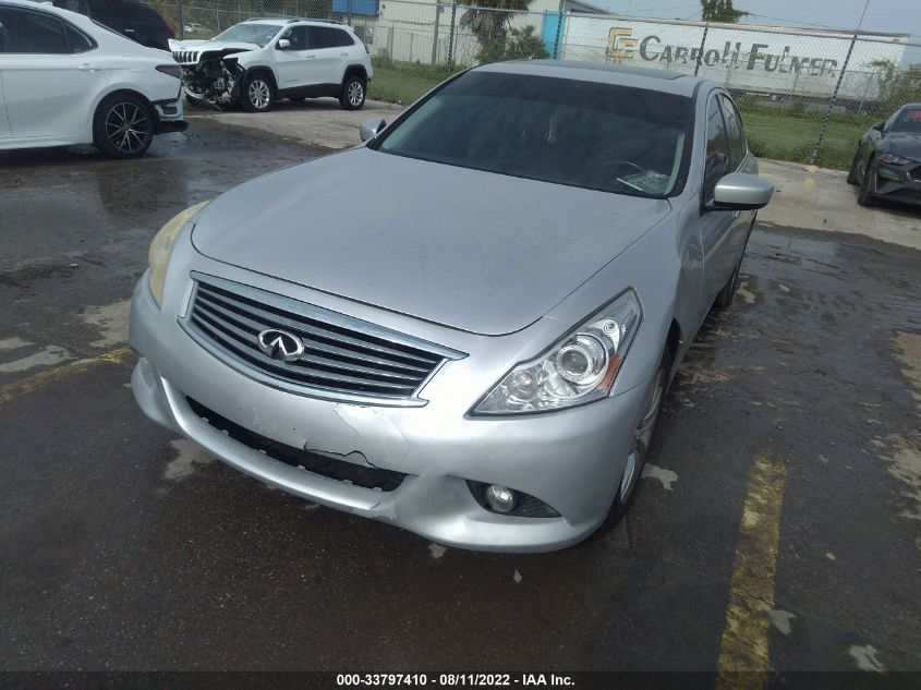 2015 INFINITI Q40 JN1CV6AR8FM520157