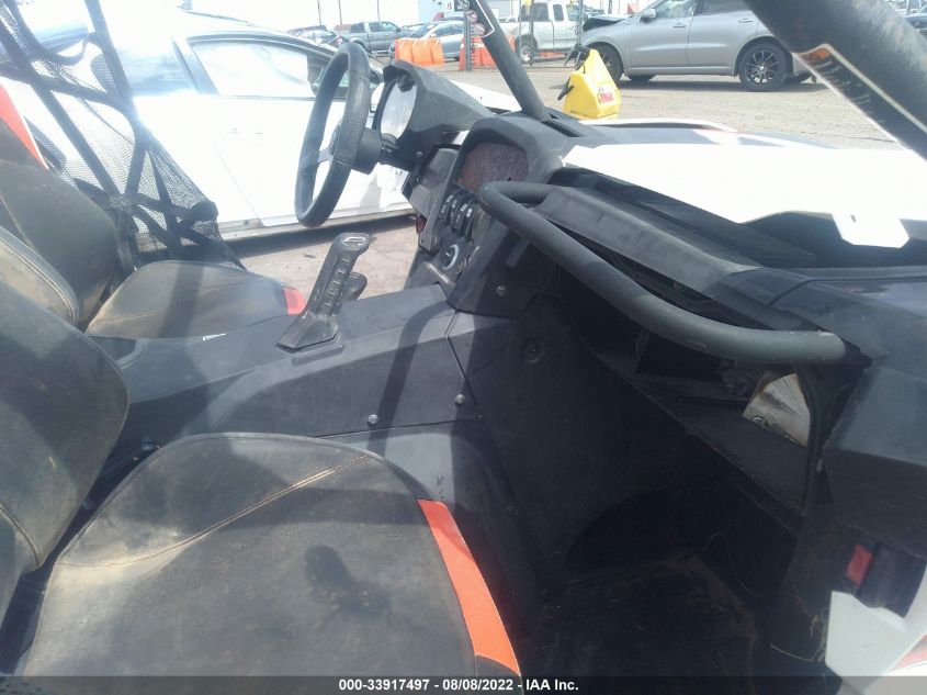 2015 CAN-AM MAVERICK 1000R X RS DPS 3JBPXAP26FJ000697
