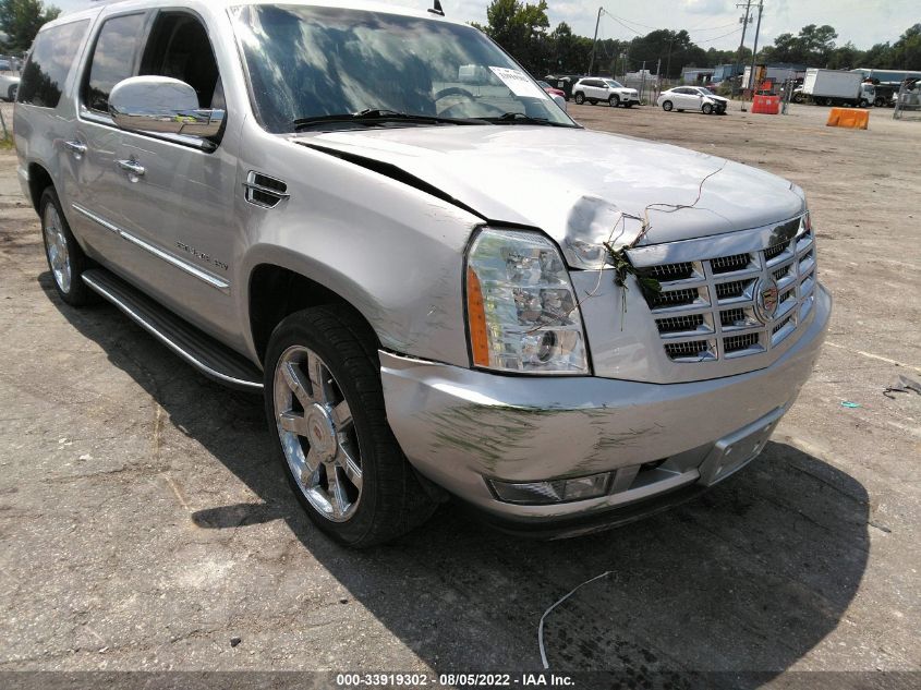 2014 CADILLAC ESCALADE ESV LUXURY 1GYS4HEF8ER195206