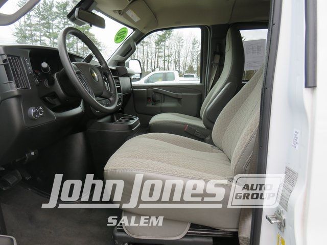 2020 CHEVROLET EXPRESS PASSENGER LT 1GAZGPFG4L1173964