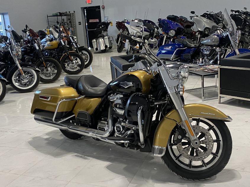 2017 HARLEY-DAVIDSON FLHR ROAD KING 1HD1FBC19HB646297