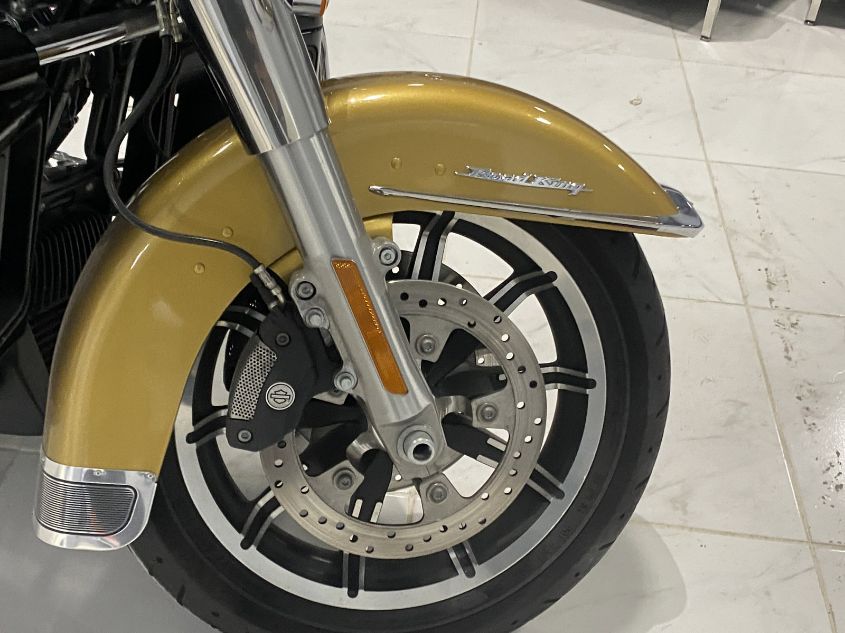 2017 HARLEY-DAVIDSON FLHR ROAD KING 1HD1FBC19HB646297