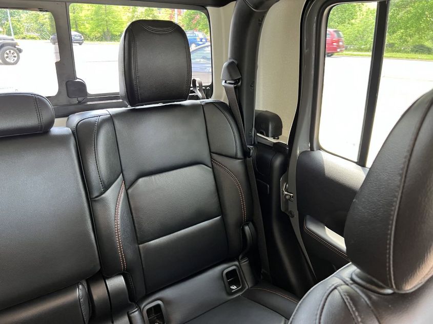 2021 JEEP GLADIATOR MOJAVE 1C6JJTEG2ML561496