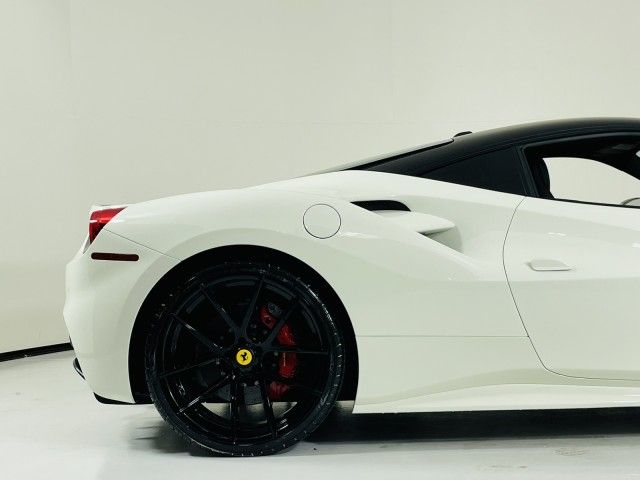2016 FERRARI 488 GTB ZFF79ALA5G0215383