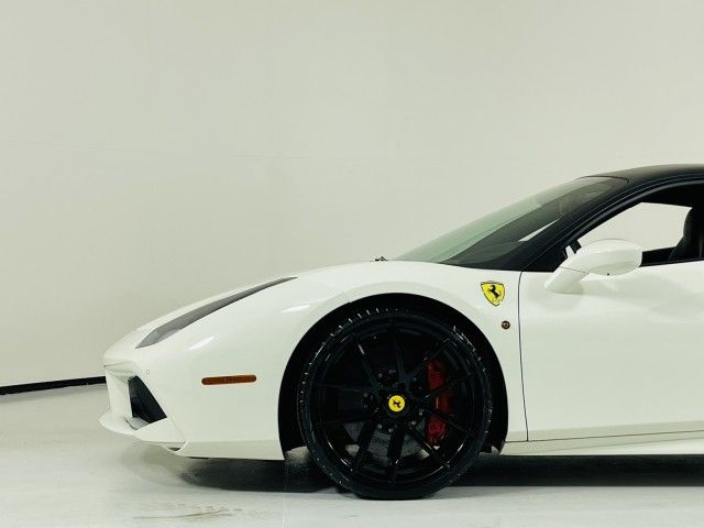 2016 FERRARI 488 GTB ZFF79ALA5G0215383