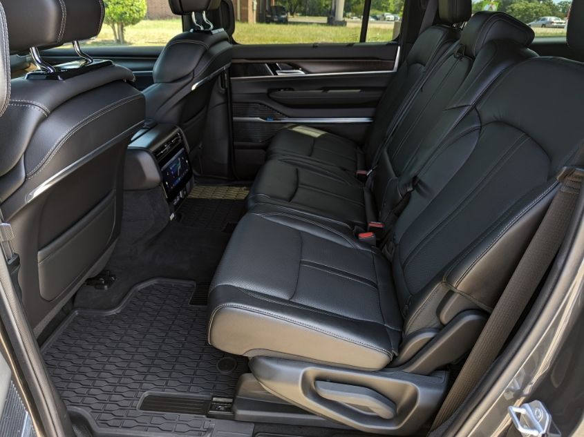 2022 JEEP GRAND WAGONEER SERIES I 1C4SJVEJ1NS113519
