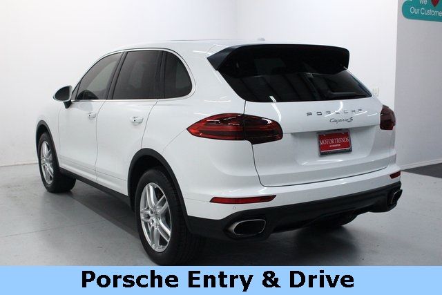 2016 PORSCHE CAYENNE WP1AA2A22GKA37173