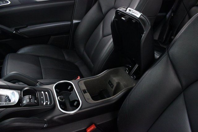 2016 PORSCHE CAYENNE WP1AA2A22GKA37173