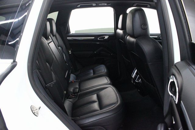 2016 PORSCHE CAYENNE WP1AA2A22GKA37173