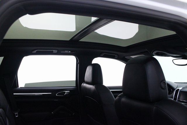 2016 PORSCHE CAYENNE WP1AA2A22GKA37173