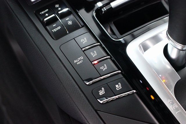 2016 PORSCHE CAYENNE WP1AA2A22GKA37173