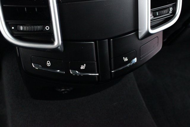 2016 PORSCHE CAYENNE WP1AA2A22GKA37173