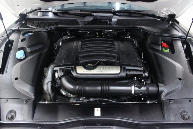 2016 PORSCHE CAYENNE WP1AA2A22GKA37173
