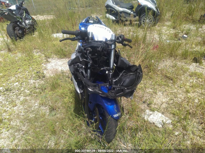 2015 YAMAHA YZFR3 MH3RH06YXFK002382