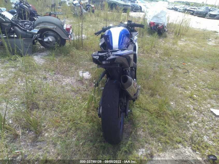 2015 YAMAHA YZFR3 MH3RH06YXFK002382