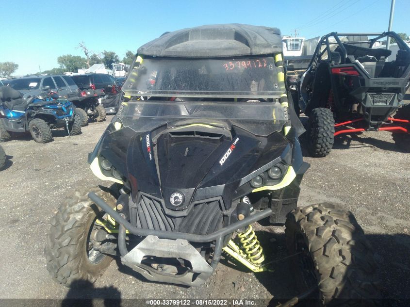 2015 CAN-AM MAVERICK MAX 1000R TURBO X DS 3JBPEAR22FJ001428