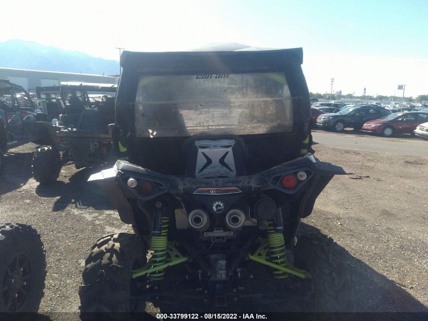 2015 CAN-AM MAVERICK MAX 1000R TURBO X DS 3JBPEAR22FJ001428