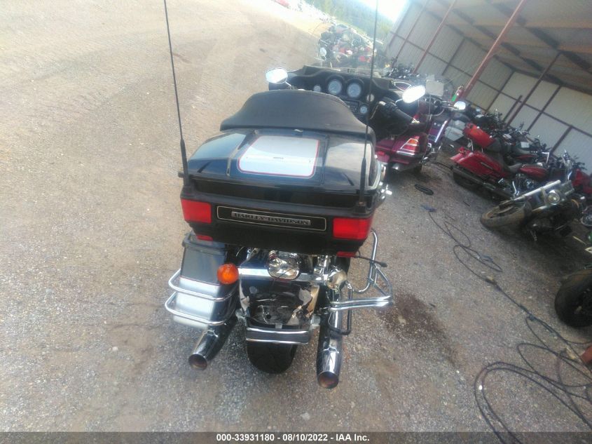 2010 HARLEY-DAVIDSON FLHTCU 1HD1FC419AB627906