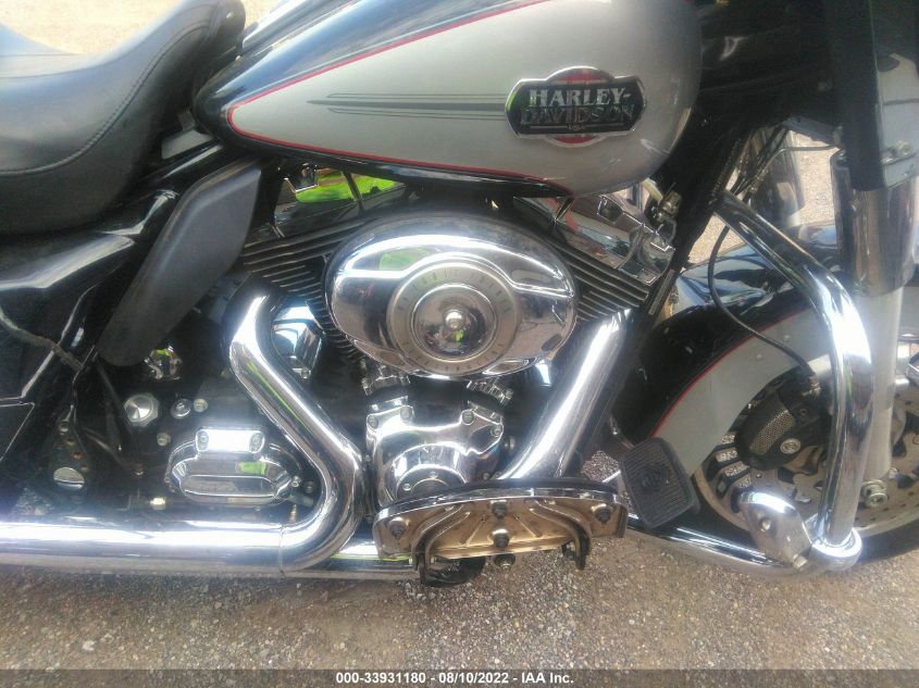 2010 HARLEY-DAVIDSON FLHTCU 1HD1FC419AB627906