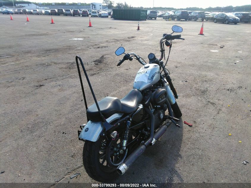 2015 HARLEY-DAVIDSON XL883 IRON 883 1HD4LE217FC437673
