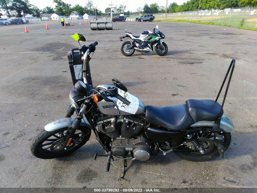 2015 HARLEY-DAVIDSON XL883 IRON 883 1HD4LE217FC437673