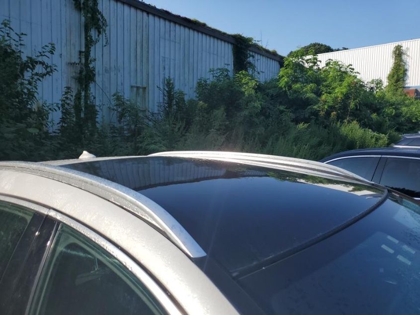 2018 INFINITI QX30 ESSENTIAL SJKCH5CR7JA005900