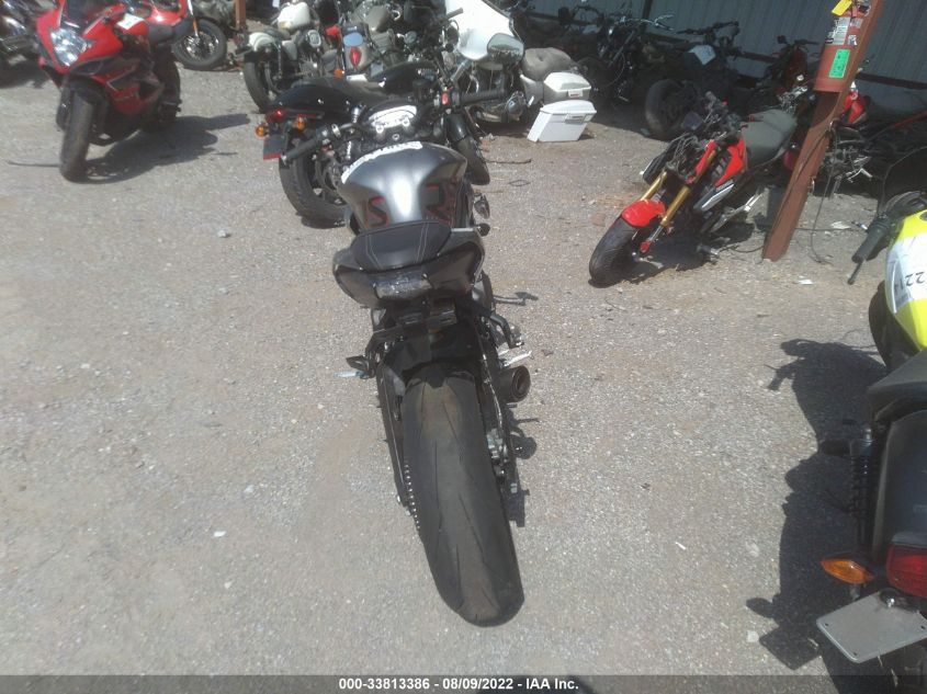 2022 TRIUMPH MOTORCYCLE STREET TRIPLE RS SMTA554SXNTAZ6261