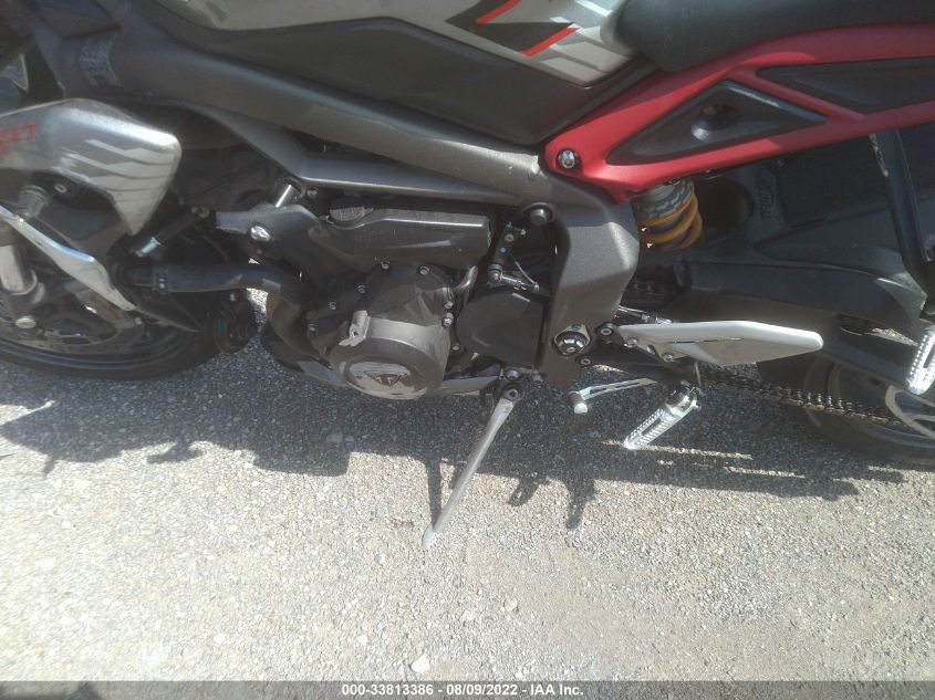 2022 TRIUMPH MOTORCYCLE STREET TRIPLE RS SMTA554SXNTAZ6261