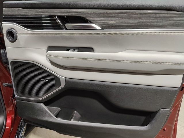 2022 JEEP WAGONEER SERIES II 1C4SJUBT5NS146703