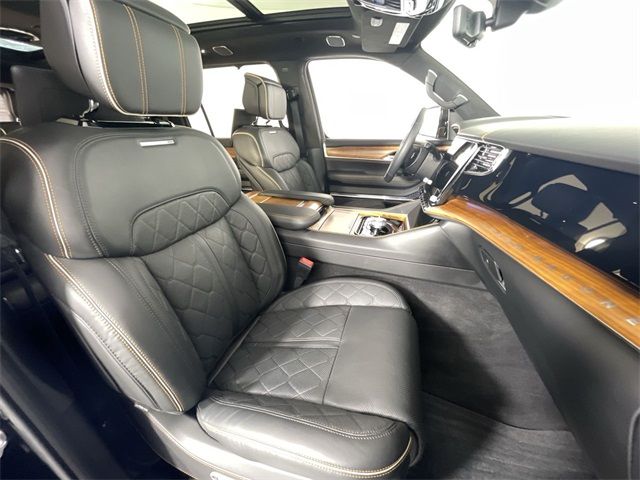 2022 JEEP GRAND WAGONEER SERIES III 1C4SJVGJ5NS101385